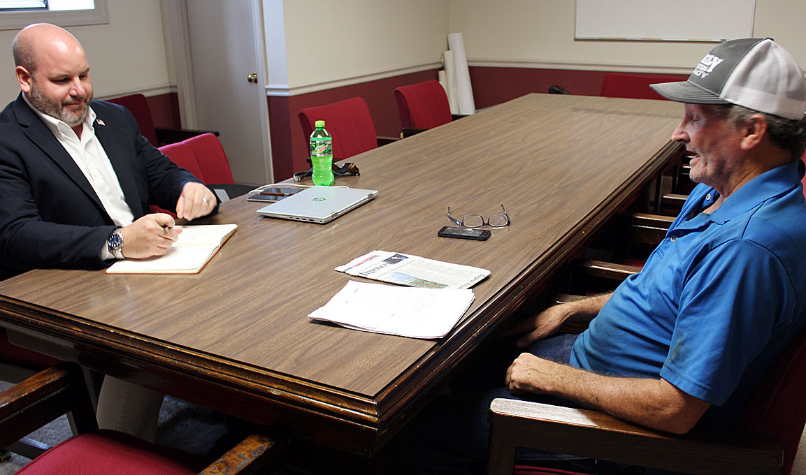 PARIS, TN: Locals meet with Kustoff's aide